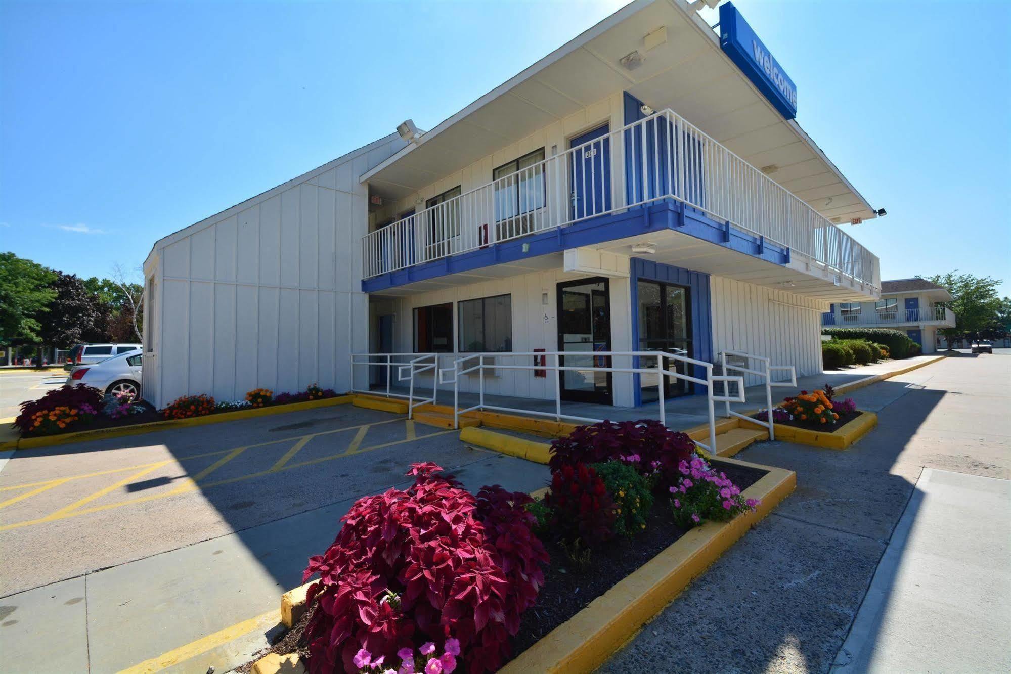 Motel 6-Windsor Locks, Ct - Hartford Экстерьер фото