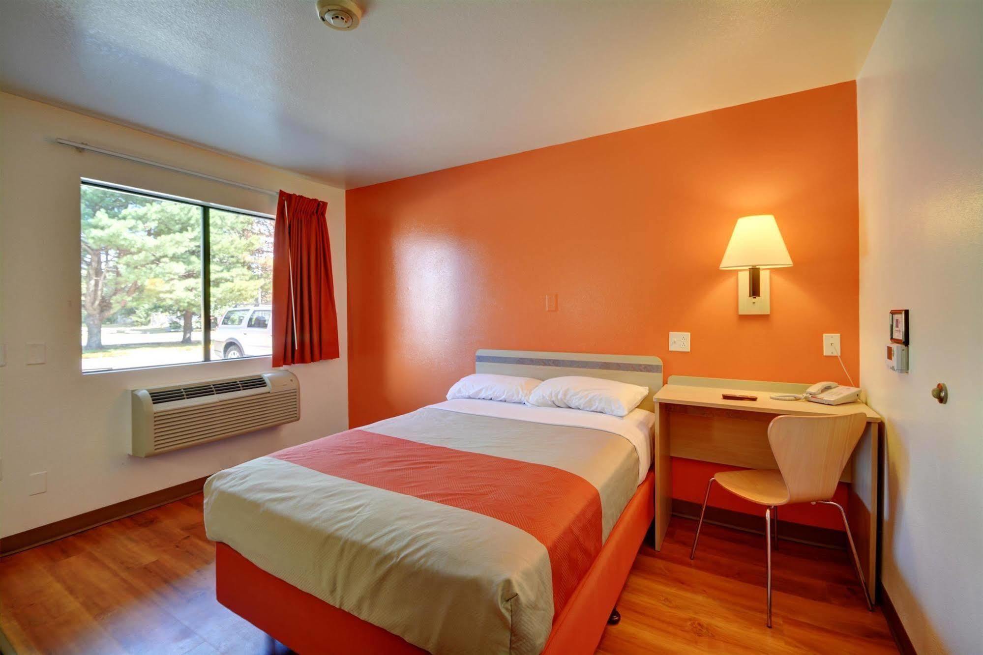 Motel 6-Windsor Locks, Ct - Hartford Экстерьер фото
