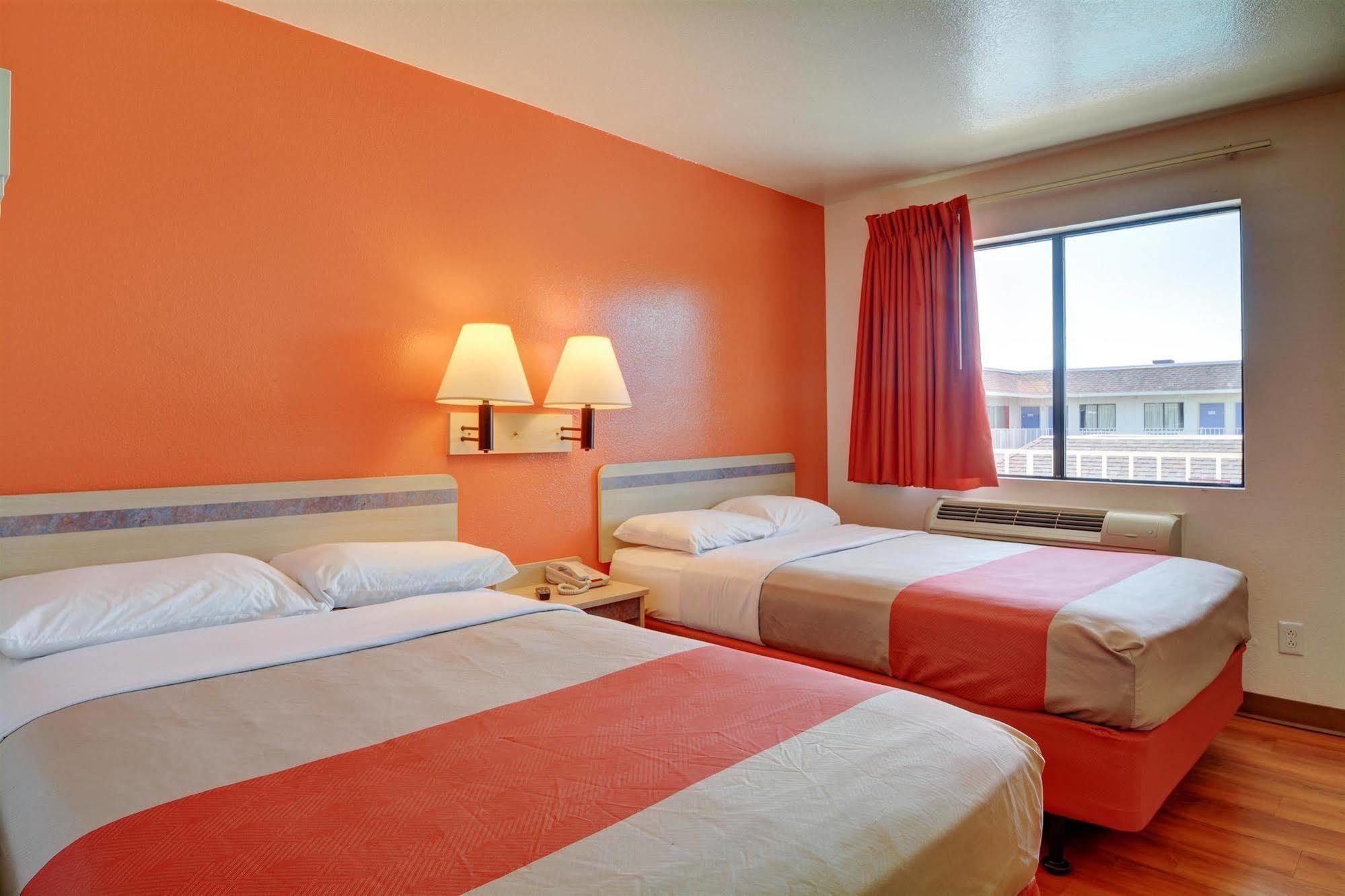 Motel 6-Windsor Locks, Ct - Hartford Экстерьер фото