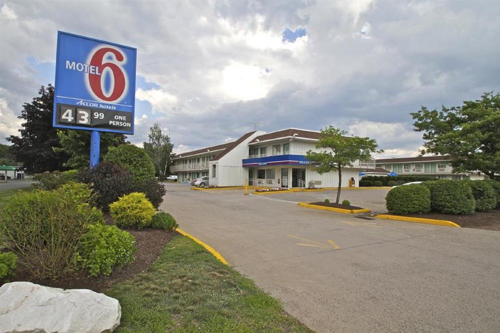 Motel 6-Windsor Locks, Ct - Hartford Экстерьер фото