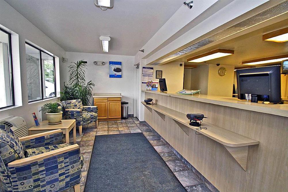 Motel 6-Windsor Locks, Ct - Hartford Интерьер фото
